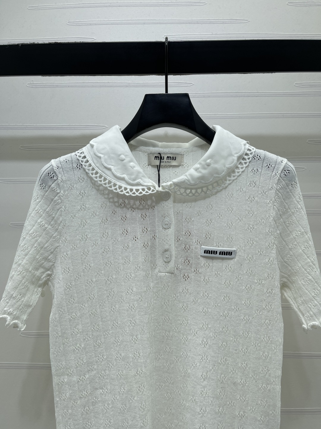 Women's short sleeves